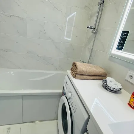 Apartmán на куліша 3, сучасні біля оперного *