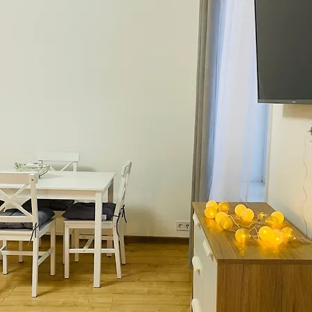 Apartman на куліша 3, сучасні біля оперного *